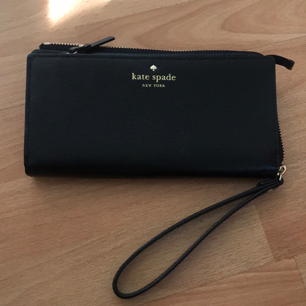 Kate Spade Grand Street Layton Wristlet